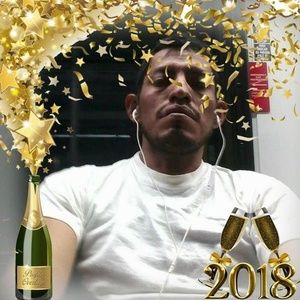 Meet your Posher, Carlos